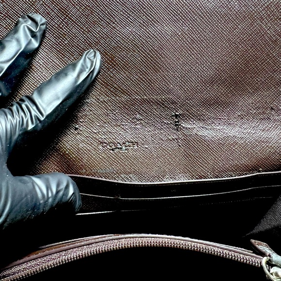 COACH Mono Wallet - Picture 6 of 12